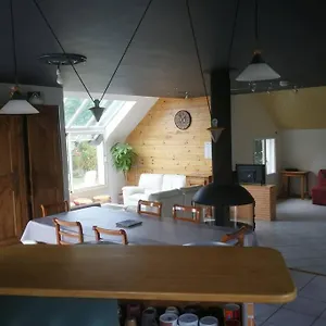 Maison Entre Hébergement de vacances